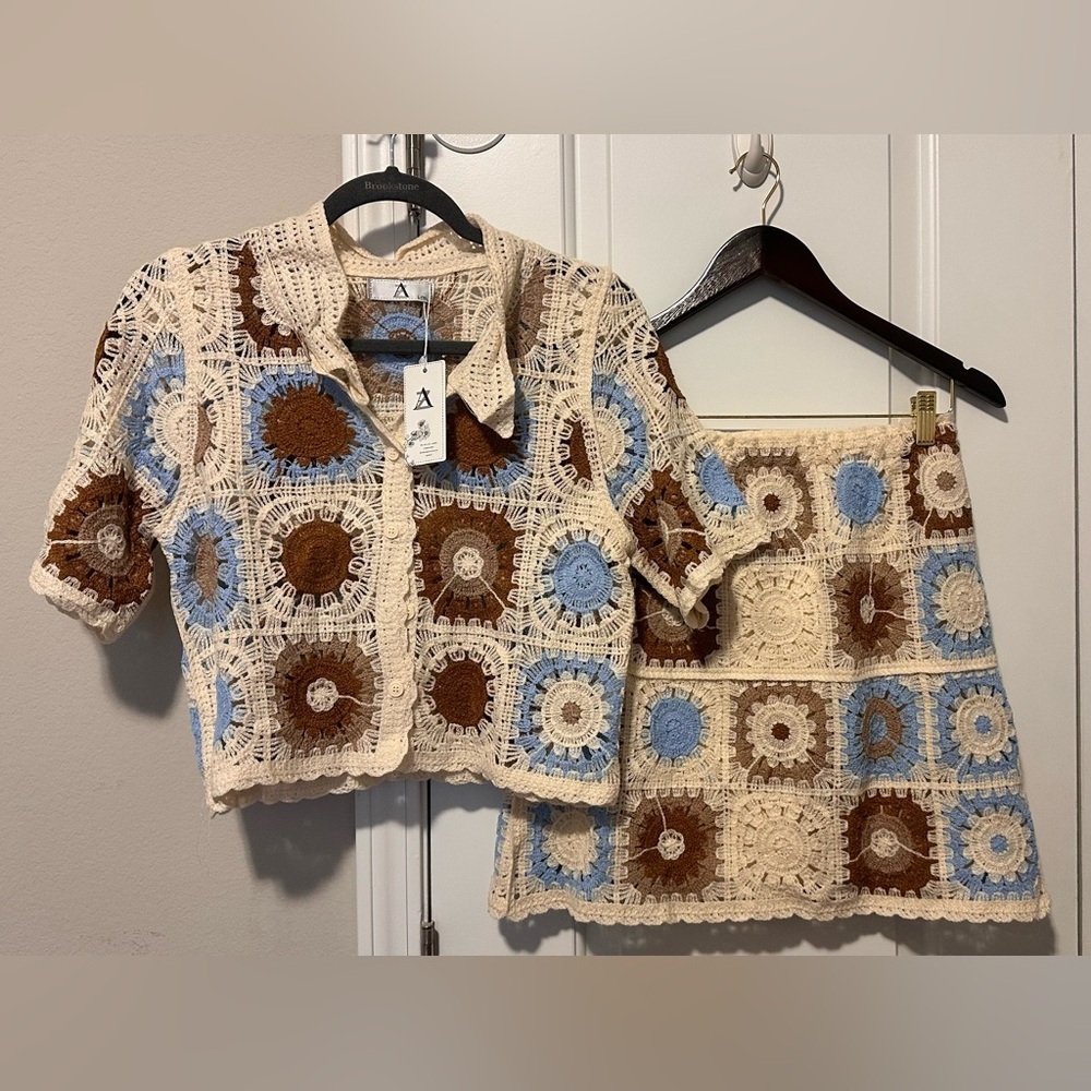 Crochet 2 pc set Shirt and Skirt in Cream, Brown & Blue. Size L RUNS VERY SMALL